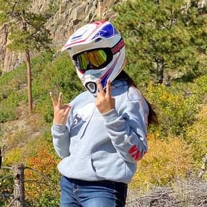 Meet your Posher, Danielle